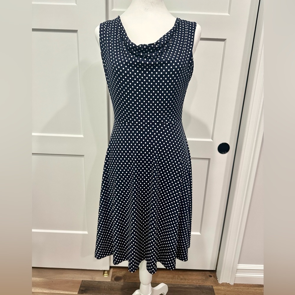 Enfocus Studio Navy and white sleeveless dress